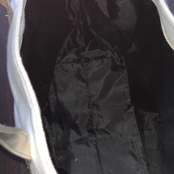 *SOLD* Victoria’s Secret sequin tote - Picture 4 of 5